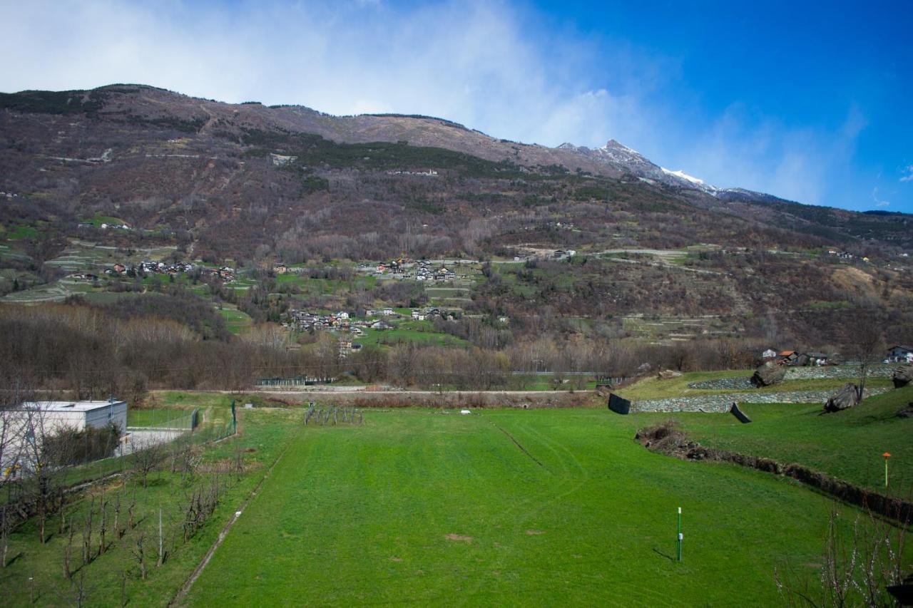 Hotel Comtes De Challant Albergo Etico Valle D'Aosta Fenis Eksteriør billede